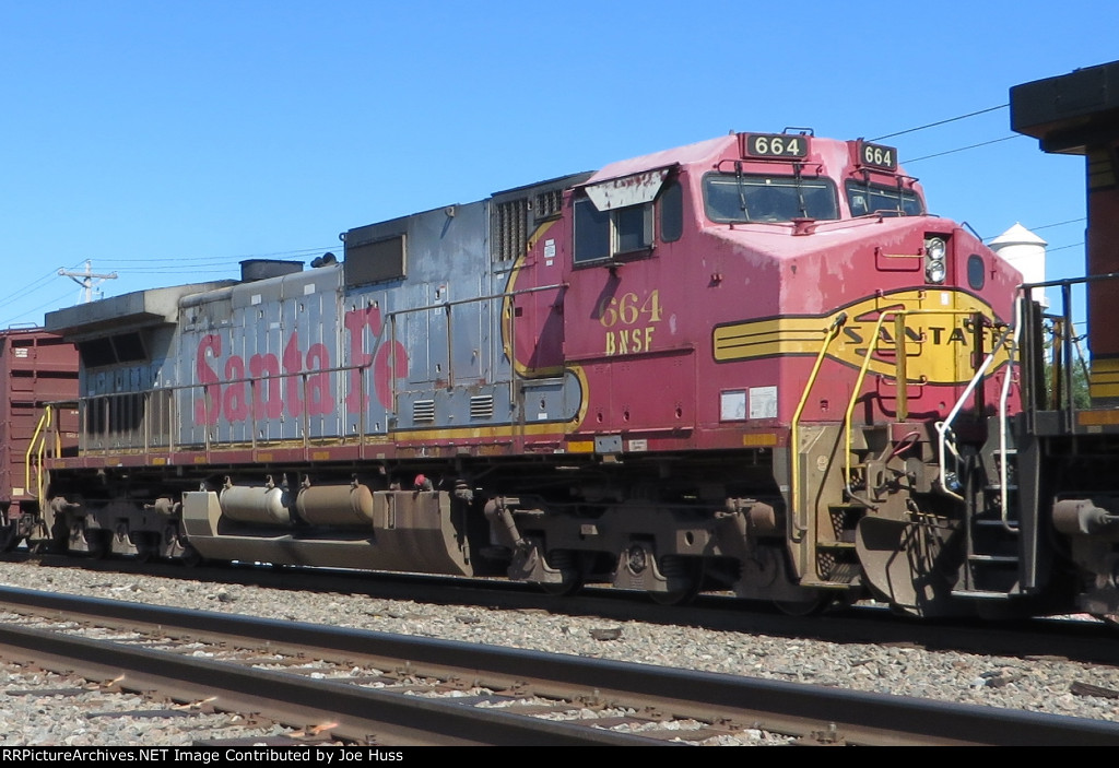 BNSF 664